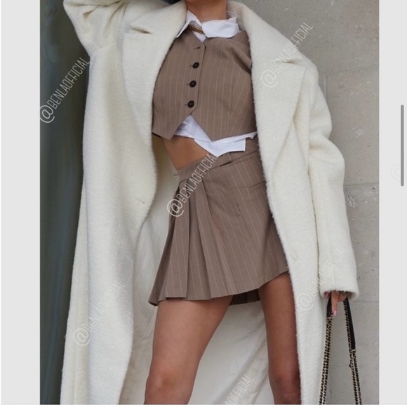 ZARA matching set | pinstripe crop vest and pleated skirt - Picture 4 of 12